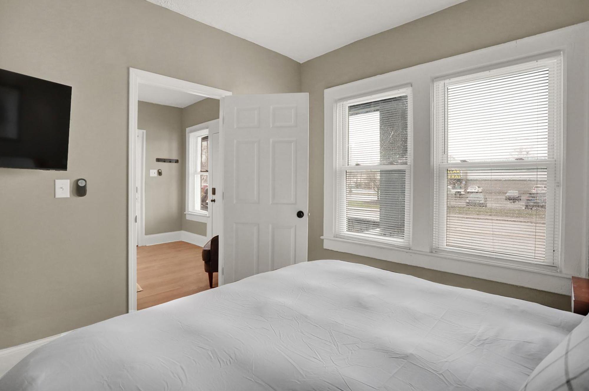 Апартаменти Prime 2Br Gem, Near Convention Hub! Індіанаполіс Екстер'єр фото