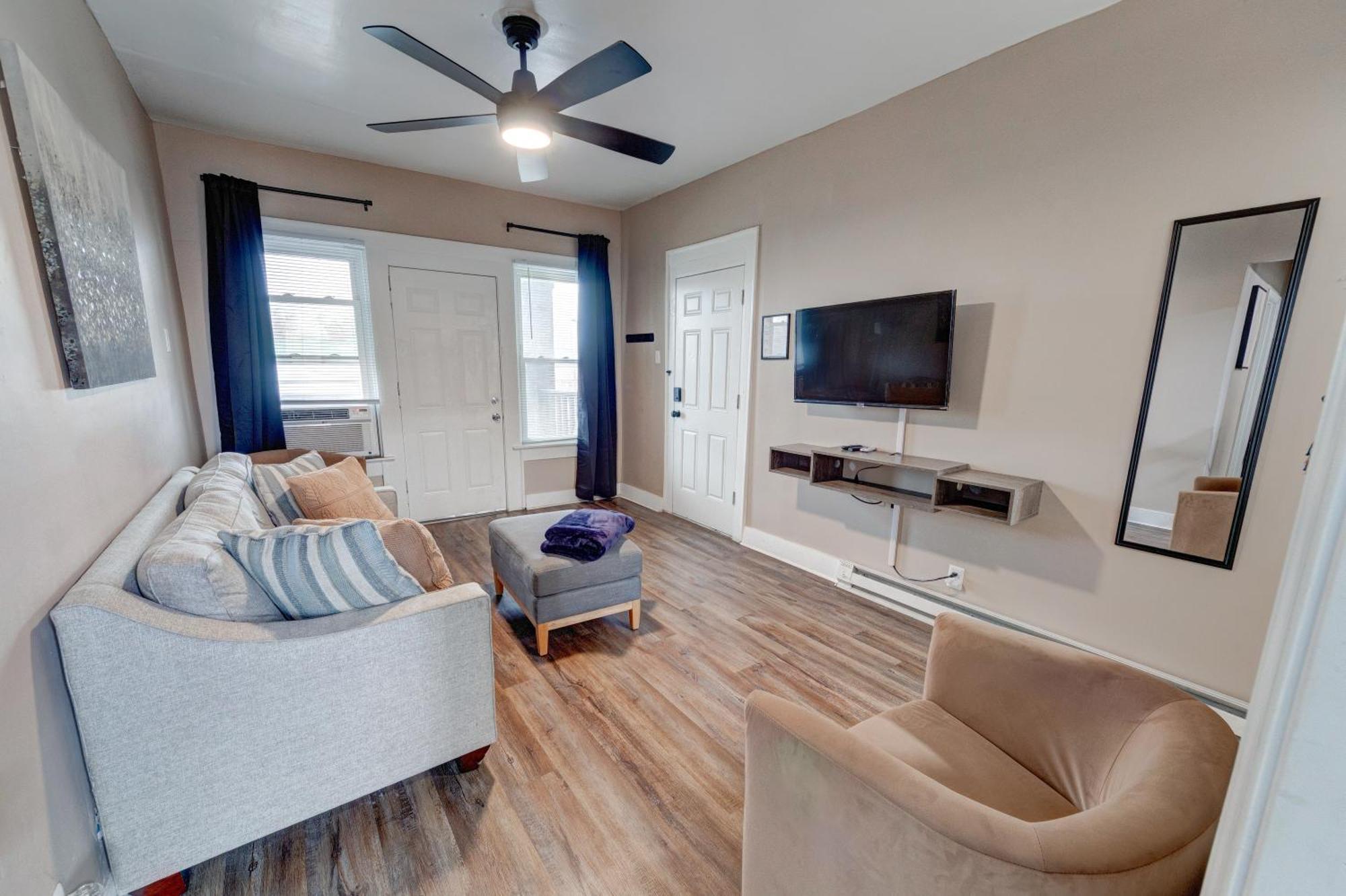 Апартаменти Prime 2Br Gem, Near Convention Hub! Індіанаполіс Екстер'єр фото