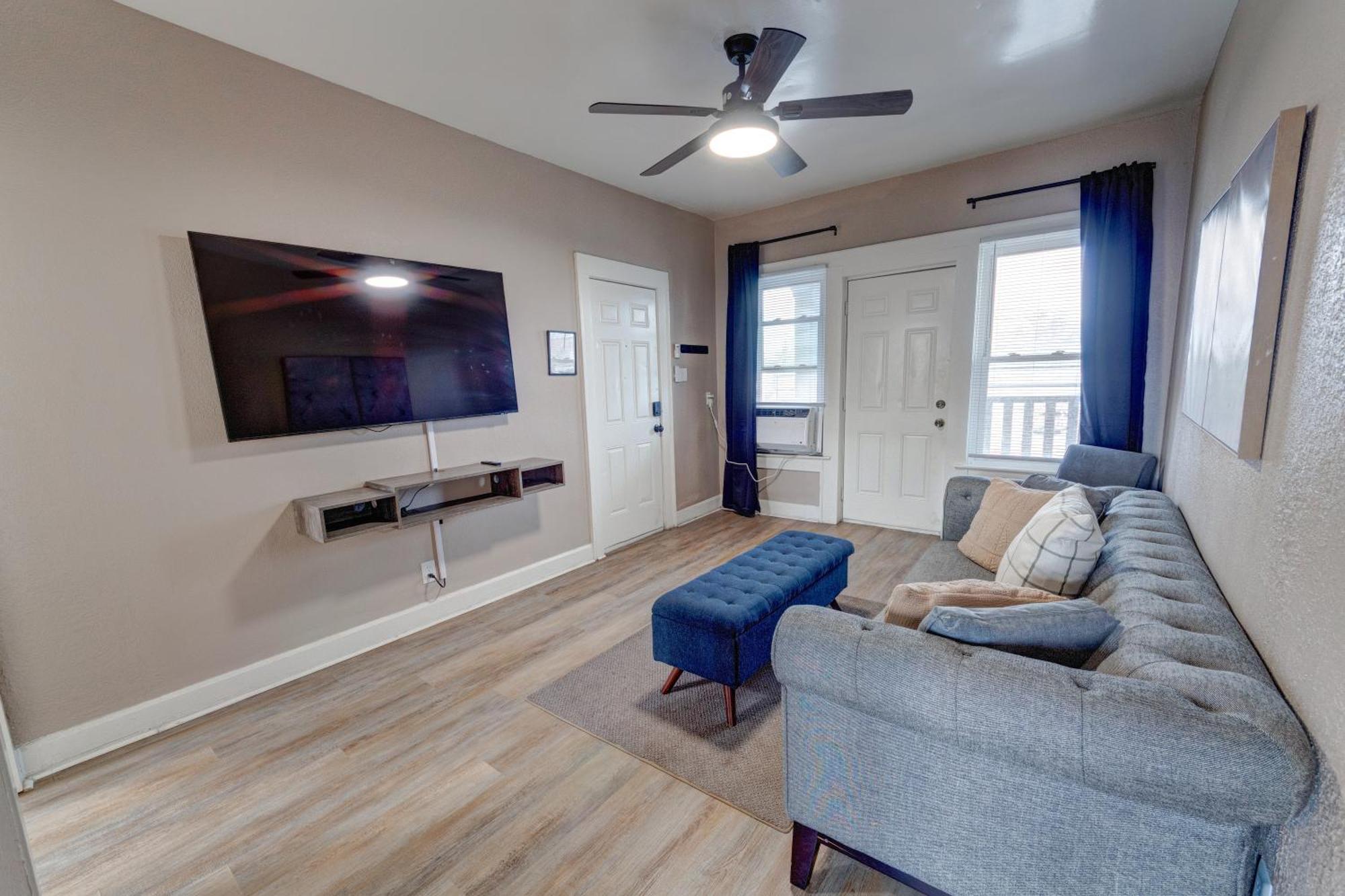 Апартаменти Prime 2Br Gem, Near Convention Hub! Індіанаполіс Екстер'єр фото